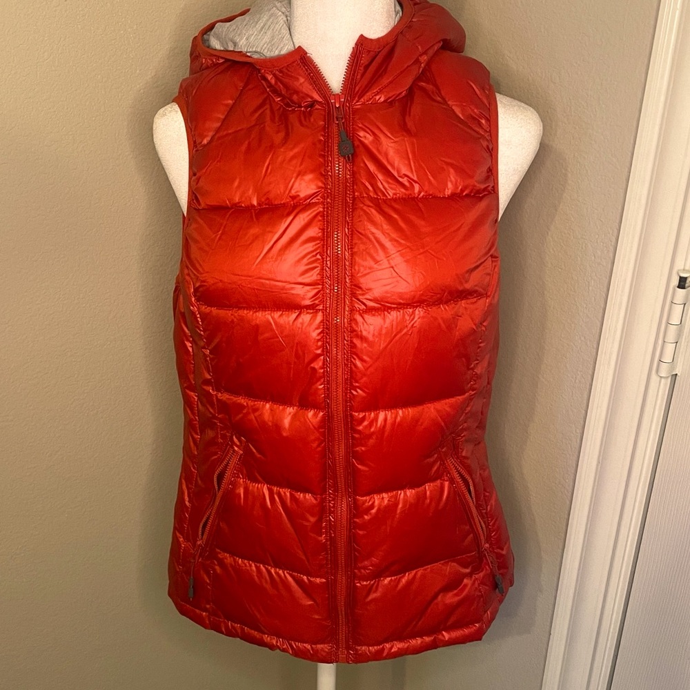 EUC- Tangerine Puffer Vest orange